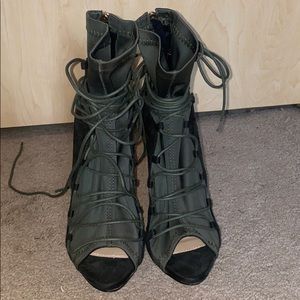 Simmi forest green tie up booties